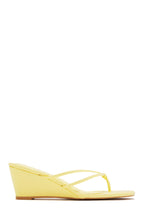 Load image into Gallery viewer, Mimosa Thong Strap Single Sole Wedges - Yellow

