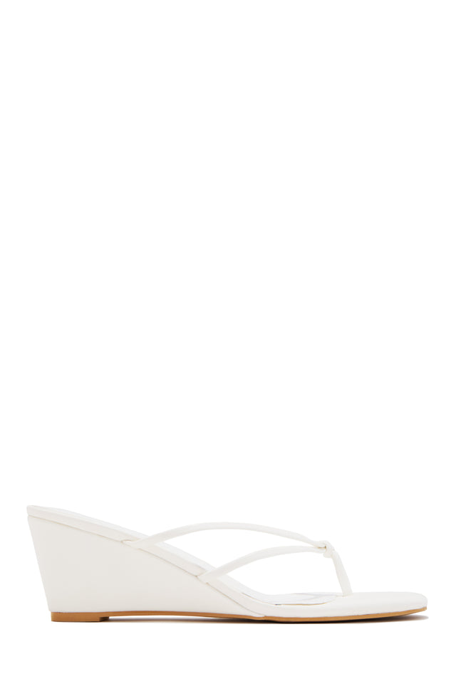Load image into Gallery viewer, Mimosa Thong Strap Single Sole Wedges - White
