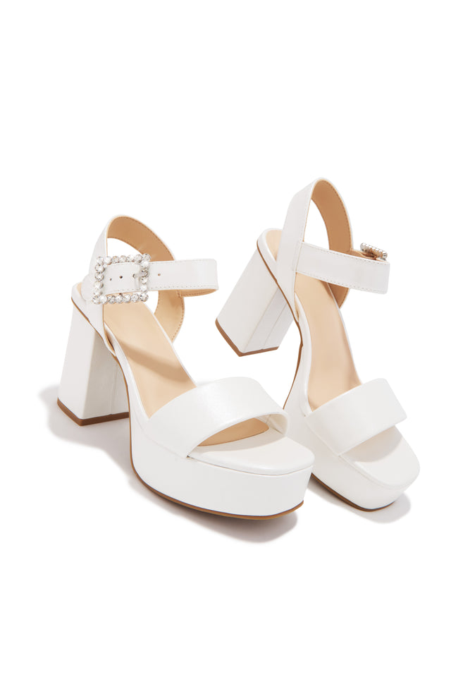 Load image into Gallery viewer, Wifey Material Platform Heels - White Pearl

