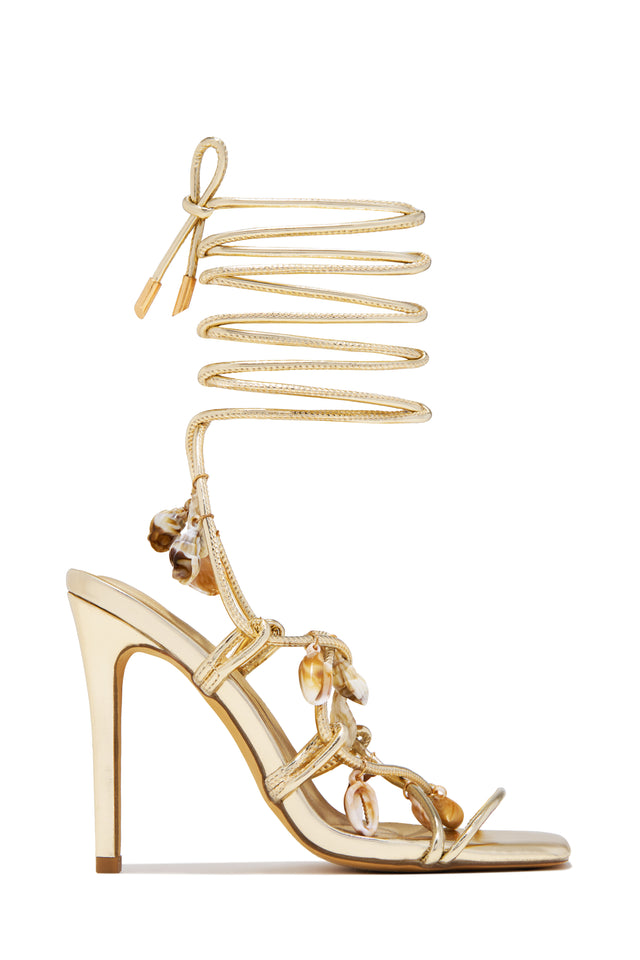 Load image into Gallery viewer, Isla Shell Charm Strappy Heels - Gold
