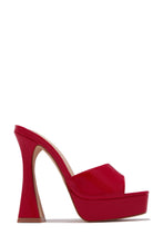 Load image into Gallery viewer, Jianna Platform Heel Mules - Red
