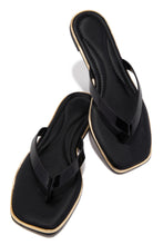 Load image into Gallery viewer, Lani Thong Sandals - Black
