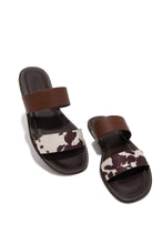 Load image into Gallery viewer, Isabella Slide Sandals - Cow
