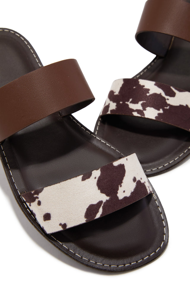 Load image into Gallery viewer, Isabella Slide Sandals - Cow
