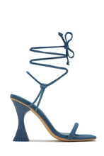 Load image into Gallery viewer, Blue Fashion Statement Heels
