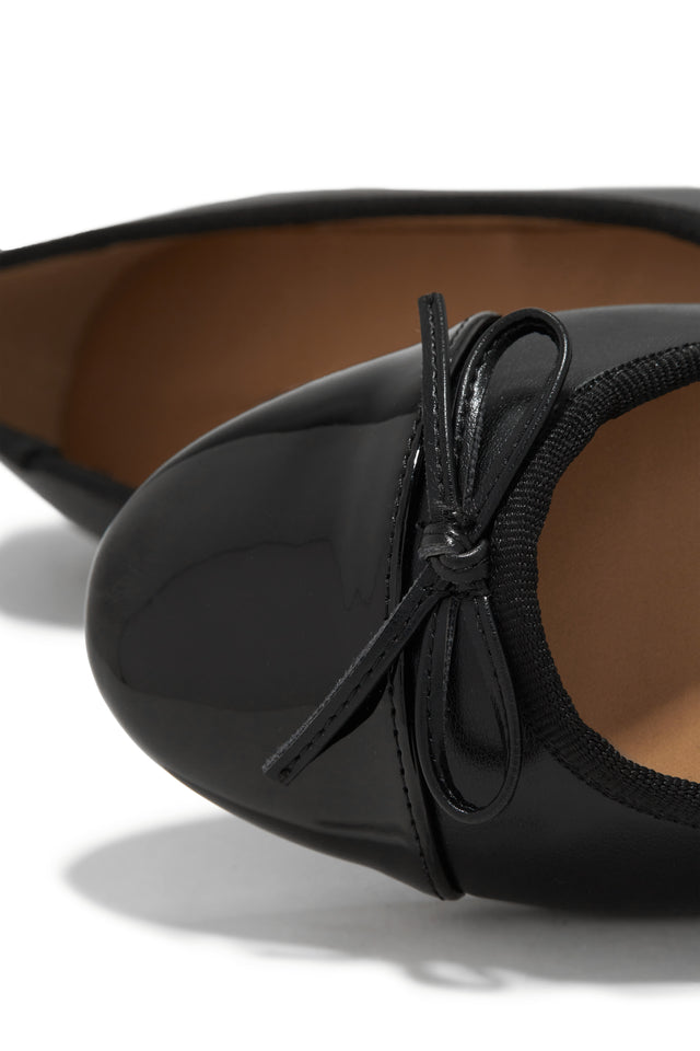 Load image into Gallery viewer, Black Flats With Bow Tie 

