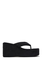Load image into Gallery viewer, Jazzy Platform Thong Sandals - Black
