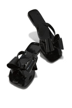Load image into Gallery viewer, Black Sandals With Bow Accent 
