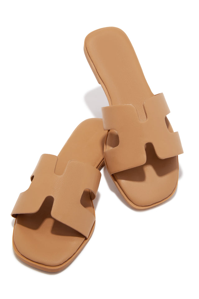 Load image into Gallery viewer, Emery Flat Slide Sandals - Nude
