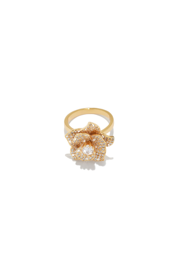 Load image into Gallery viewer, Gold Tone Ring with Embellishment On Flower

