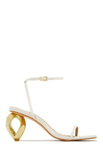 Load image into Gallery viewer, Cream And Gold Tone High Heel
