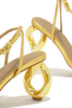Load image into Gallery viewer, Gold-Tone Single Sole Heels
