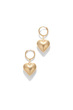 Load image into Gallery viewer, Gold Tone Earring 
