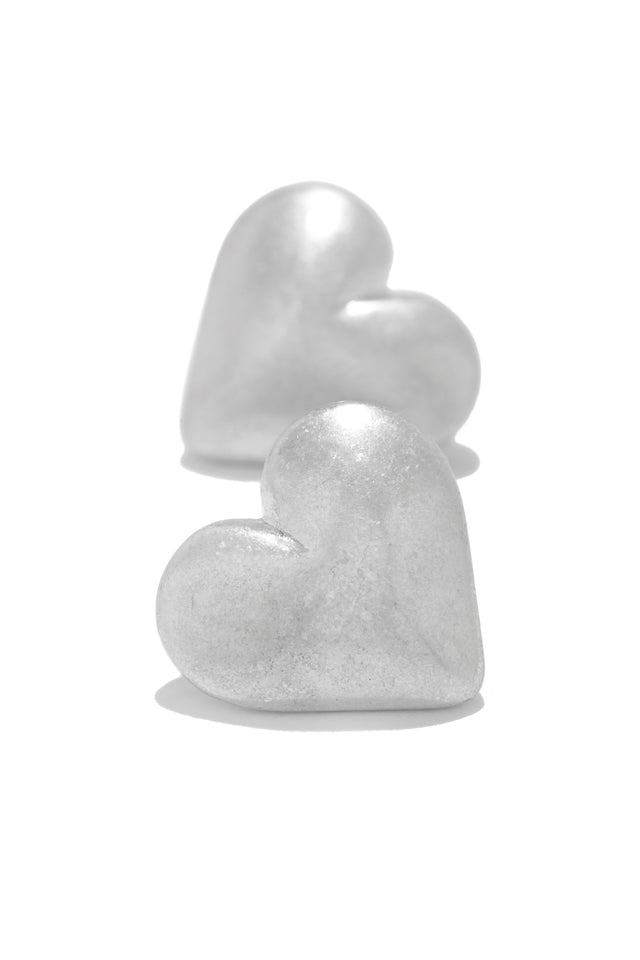 Load image into Gallery viewer, Heart Shaped Earring
