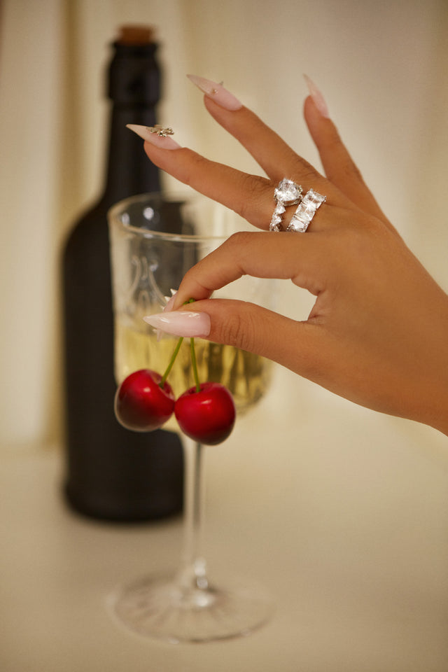 Load image into Gallery viewer, Silver Embellished Band Ring
