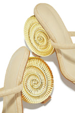 Load image into Gallery viewer, Sunset Waves Sea Shell Mule Heels - Natural

