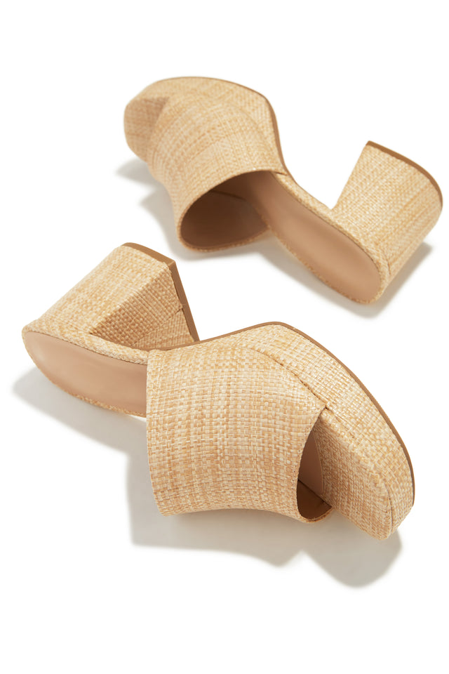 Load image into Gallery viewer, Natural Chunky Heel Slip On Mules

