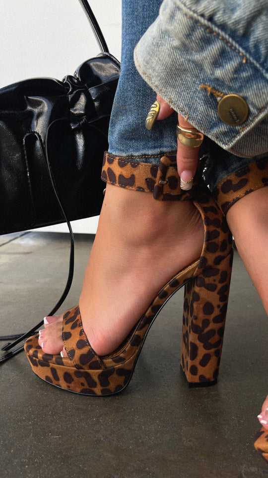 Load image into Gallery viewer, New Limits Platform Block Heels - Leopard
