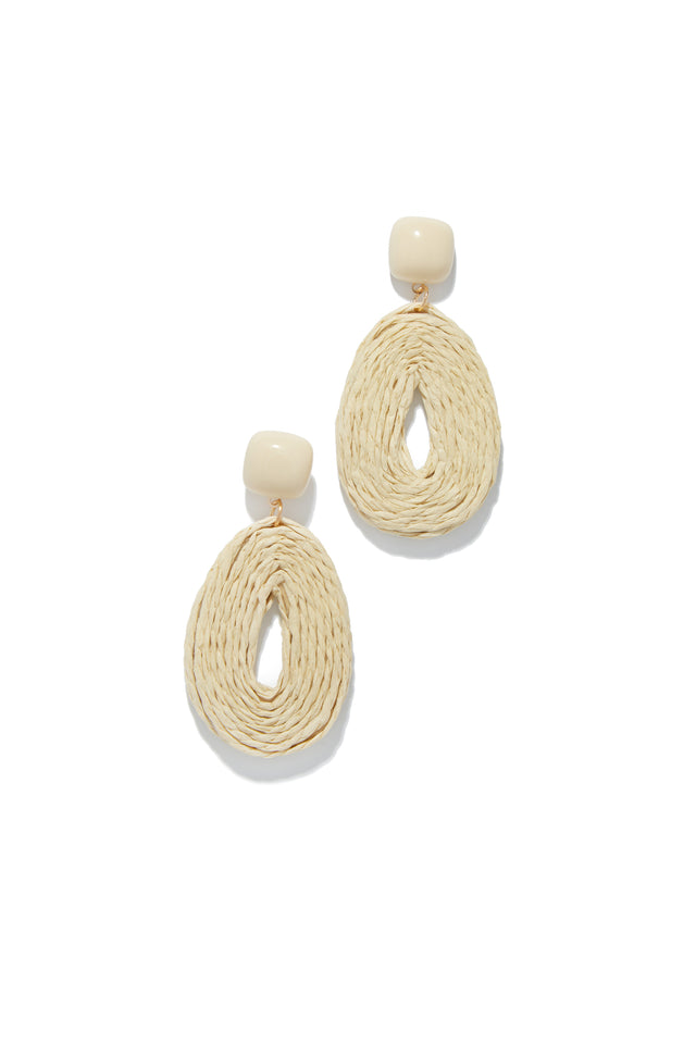 Load image into Gallery viewer, Summer Ivory Straw Earrings
