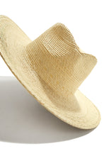 Load image into Gallery viewer, Nude Straw Hat
