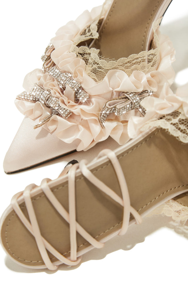 Load image into Gallery viewer, Nude Closed Toe Embellished Pumps
