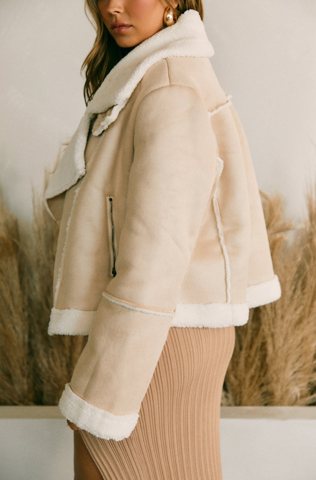 Load image into Gallery viewer, Faux Suede Nude Jacket
