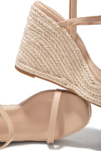 Load image into Gallery viewer, Ocean Shore Espadrille Platform Wedges - Nude
