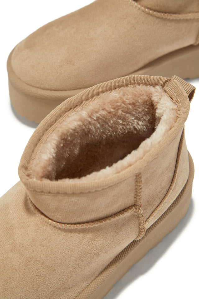 Load image into Gallery viewer, Willow Platform Ankle Boots - Nude
