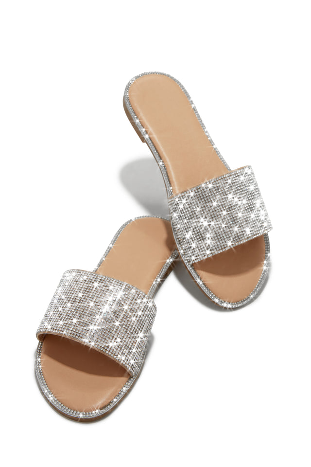 Load image into Gallery viewer, Nude embellished sandals
