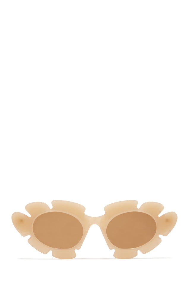 Load image into Gallery viewer, Weekend Flirt - Yellow

