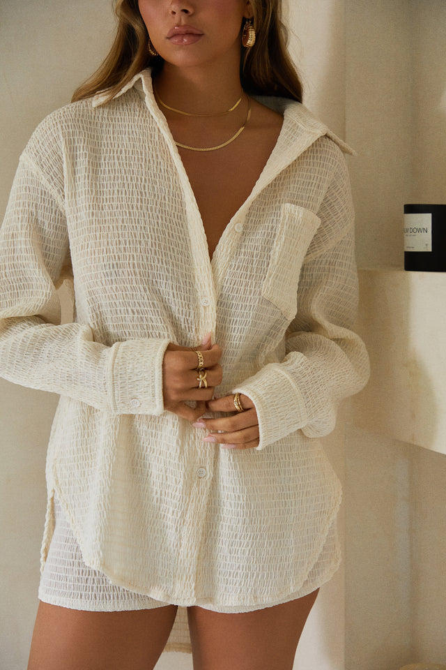 Load image into Gallery viewer, Cream Ivory Crinkled Top
