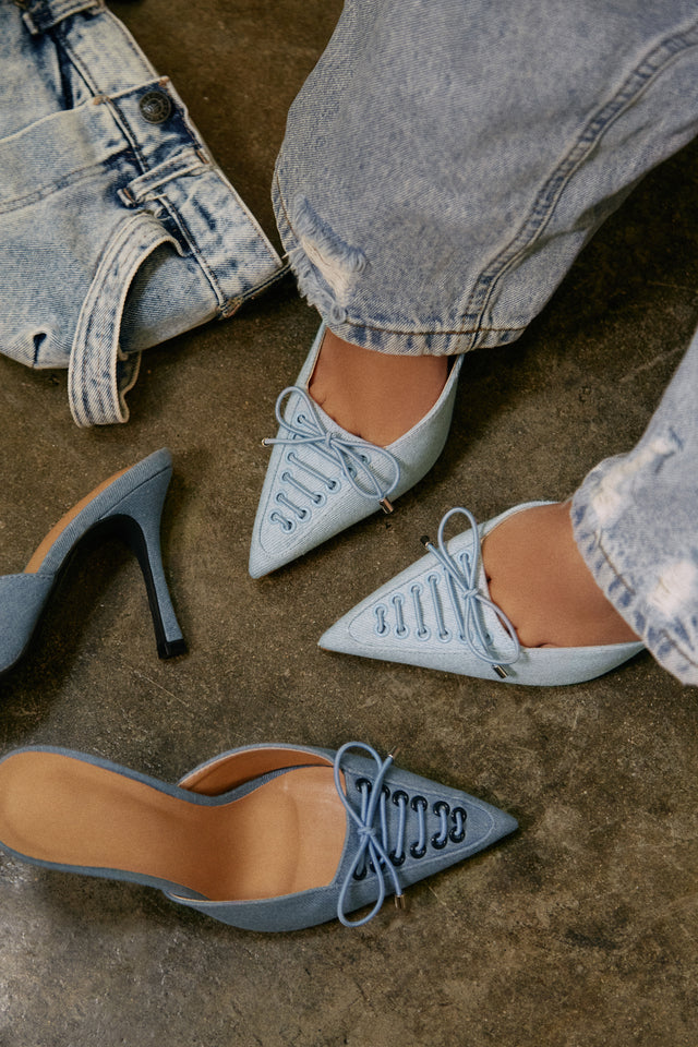 Load image into Gallery viewer, Nyla Pointed Toe Mule Heels - Light Denim
