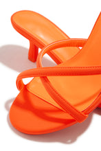 Load image into Gallery viewer, Aylina Kitten Heel Mules - Orange
