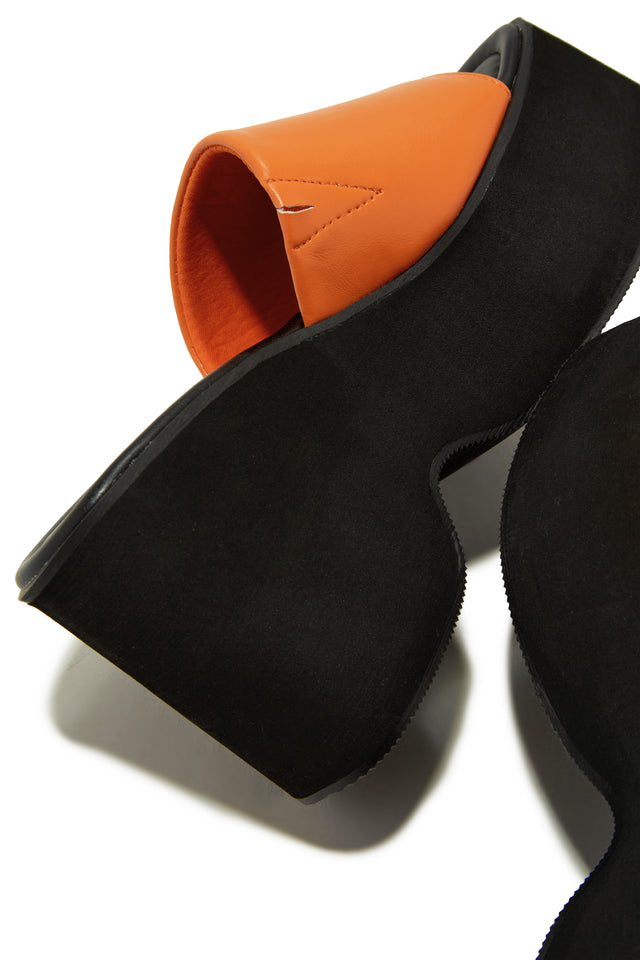 Load image into Gallery viewer, Francia Platform Slip On Sandals - Orange
