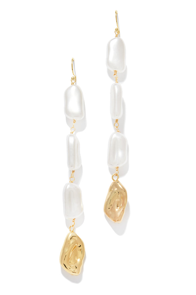 Load image into Gallery viewer, Drop Faux Pearl Earrings
