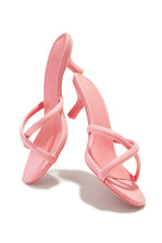 Load image into Gallery viewer, Aylina Kitten Heel Mules - Pink
