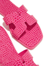 Load image into Gallery viewer, Vianka Slip On Sandals - Pink
