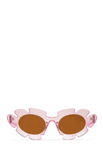 Load image into Gallery viewer, Weekend Flirt Unique Standout Frame Sunglasses - Black

