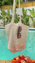 Load and play video in Gallery viewer, white crochet bag video

