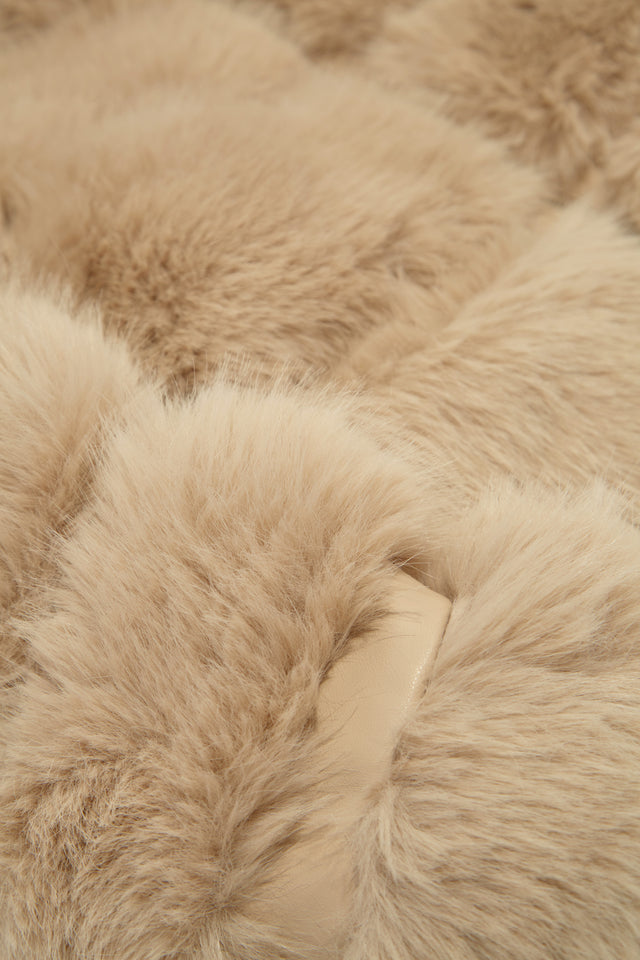 Load image into Gallery viewer, Private Getaway Faux Fur Coat - Beige
