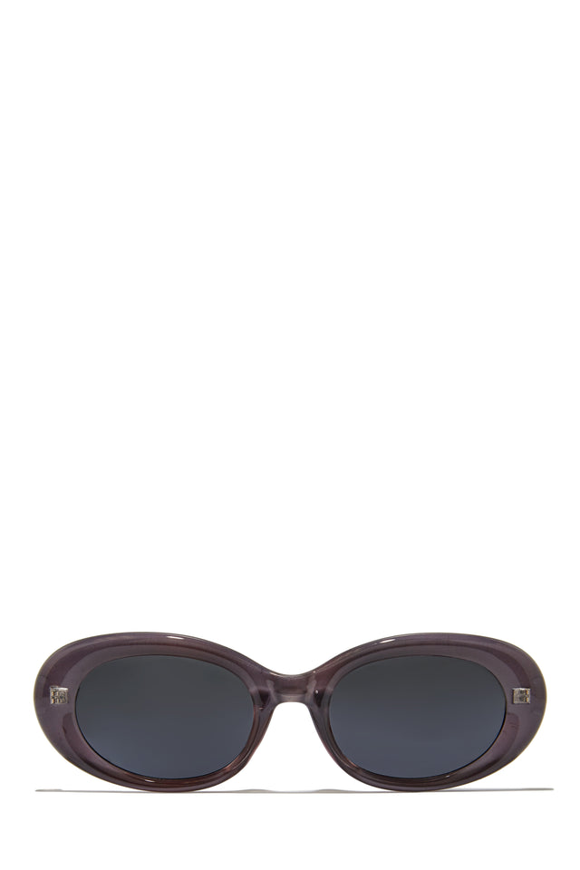 Load image into Gallery viewer, Trendy Girl Sunglasses
