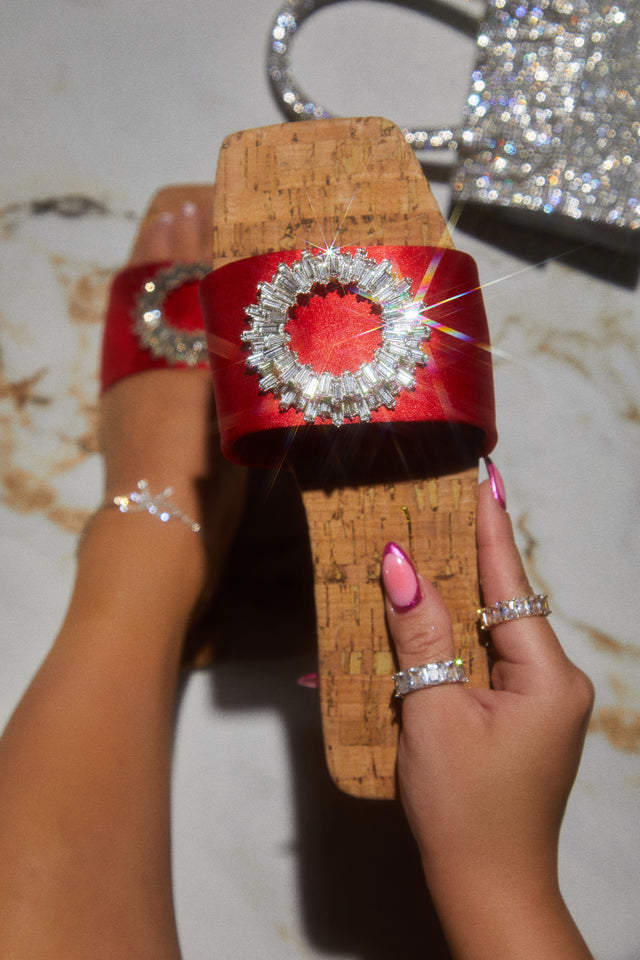 Load image into Gallery viewer, Women Holding Red Color Embellished Sandals
