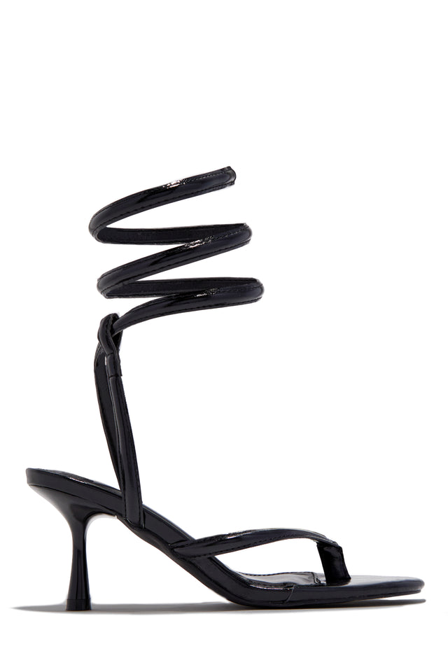 Load image into Gallery viewer, Reylene Ankle Wrap Mid Heels - Black
