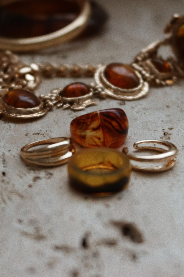 Load image into Gallery viewer, Sienna Four Piece Ring Set - Gold

