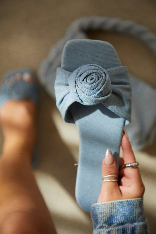 Load image into Gallery viewer, Roselin - Denim
