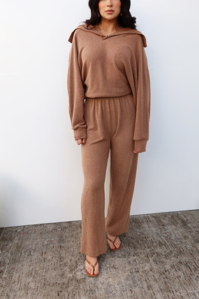 Load image into Gallery viewer, Sami Collared Neck Long Sleeve Sweater Top - Latte

