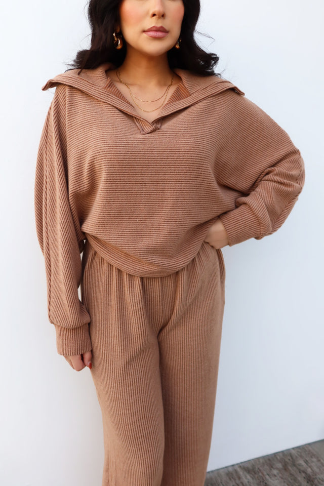 Load image into Gallery viewer, Sami Collared Neck Long Sleeve Sweater Top - Latte
