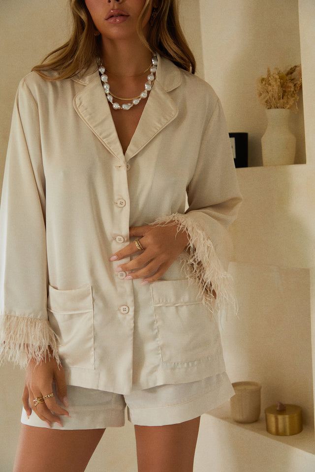 Load image into Gallery viewer, Faux Feather Satin Set
