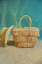 Load image into Gallery viewer, Seaside Resort Pearl Straw Tote Bag - Natural
