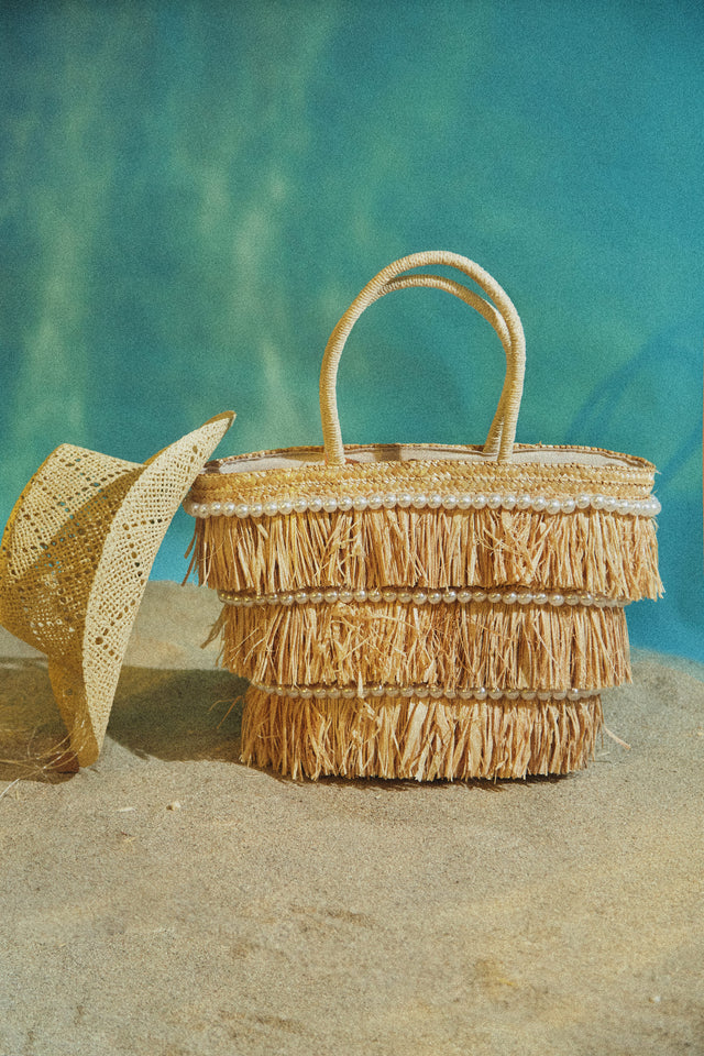 Load image into Gallery viewer, Seaside Resort Pearl Straw Tote Bag - Natural
